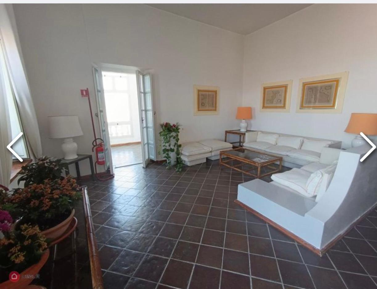 Appartamento Nel Fabbricato Denominato Il Castello Praia a Mare Exterior foto